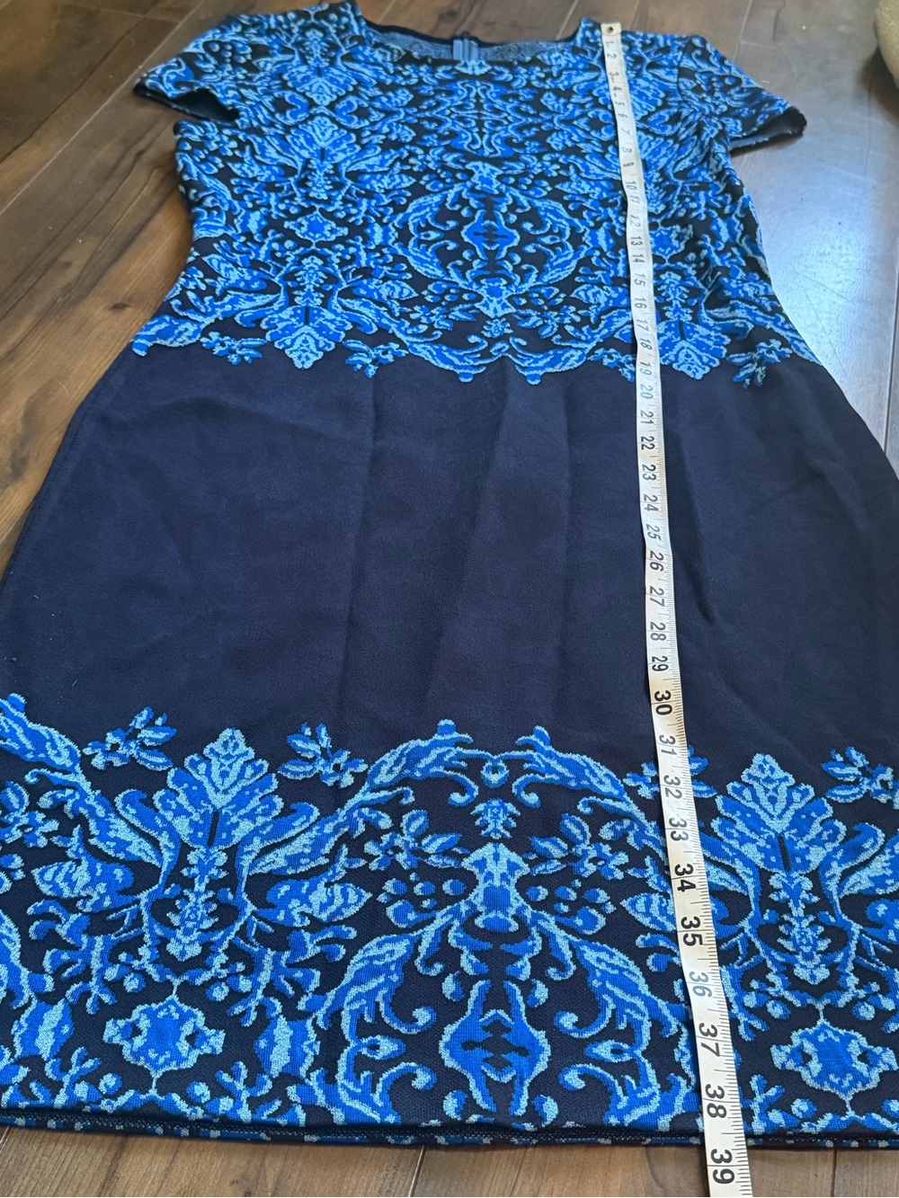 St John | Blue Jacquard Metallic Knit Sheath Dress | Size 8 - Picture 13 of 15